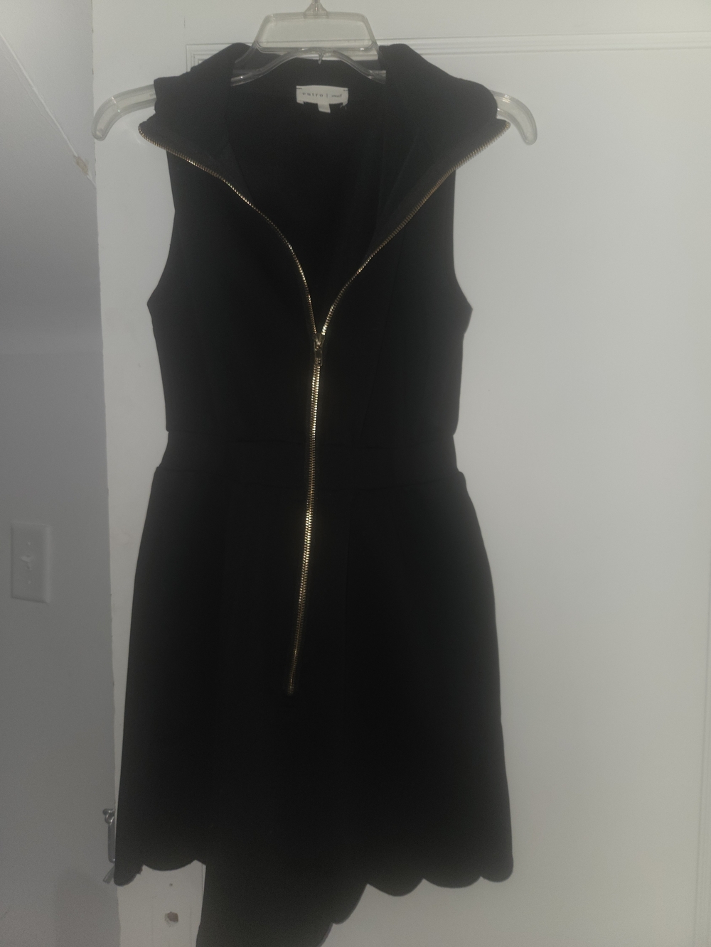 entro Black Sleeveless Zip-Front Mini Dress with Scalloped Hem